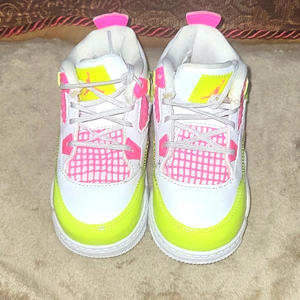 Jordan 4 Retro